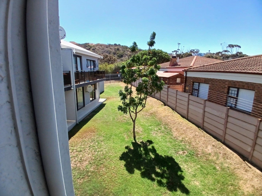 2 Bedroom Property for Sale in Hartenbos Central Western Cape